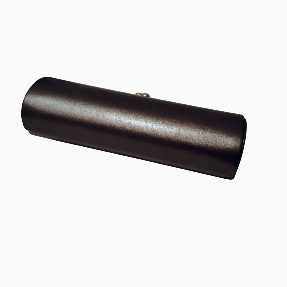 Carolee Grey Faux Leather Eyeglasses Case With Heart Detail & Magnetic Closure - Picture 4 of 10